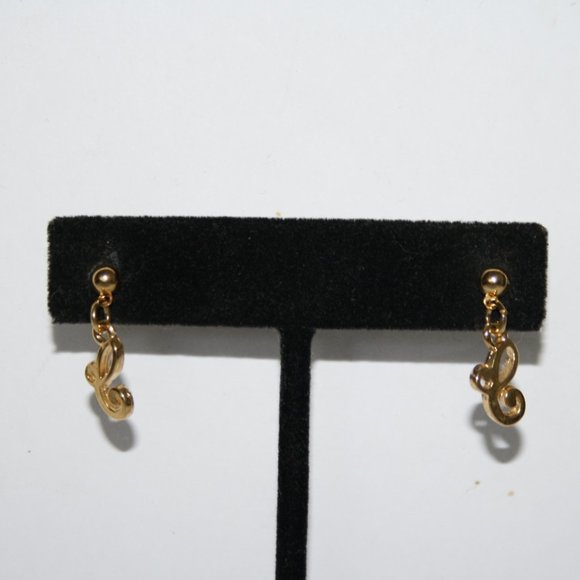 Beautiful gold cursive letter C or E earrings .75" - Picture 1 of 4